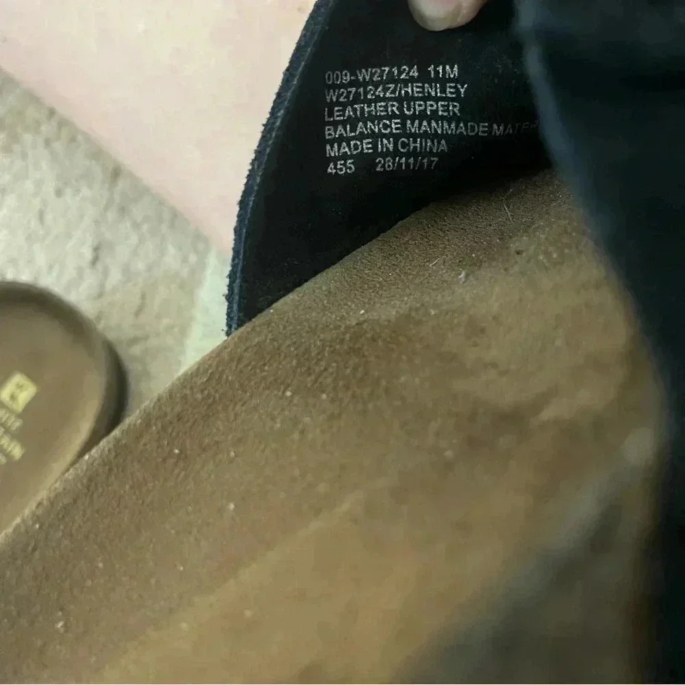 Women’s White Mountain Henley Comfort Flat Slip-on Sandals, Black Suede Size 11 - Picture 9 of 9